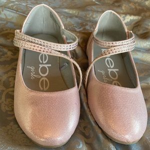Bebe girls light pink flat sized 3